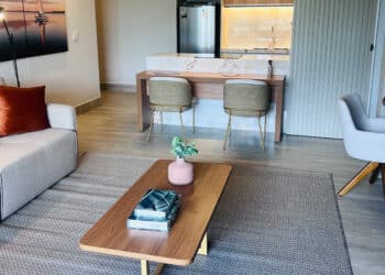 Apartamento decorado no Píer 135